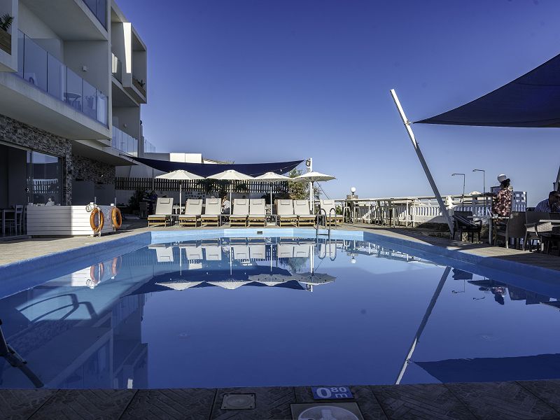 Hotel Almare Beach